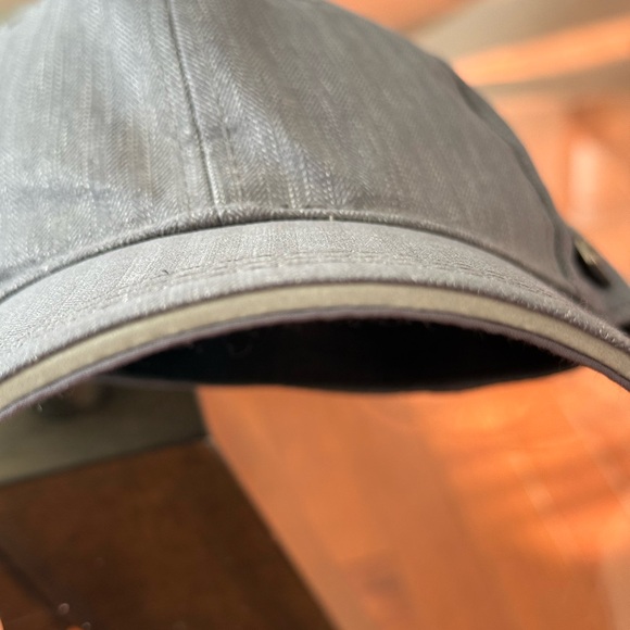 Lululemon Homerun Hat
Black Dark Slate Herringbone - Picture 6 of 6